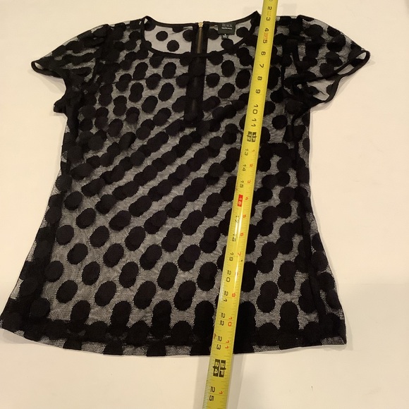 Black Saks Fifth Avenue Sheer Black Short Sleeve Blouse Top Polka Dots Size 4 - Picture 4 of 5
